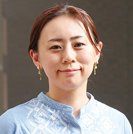 写真:仲島ひとみ先生